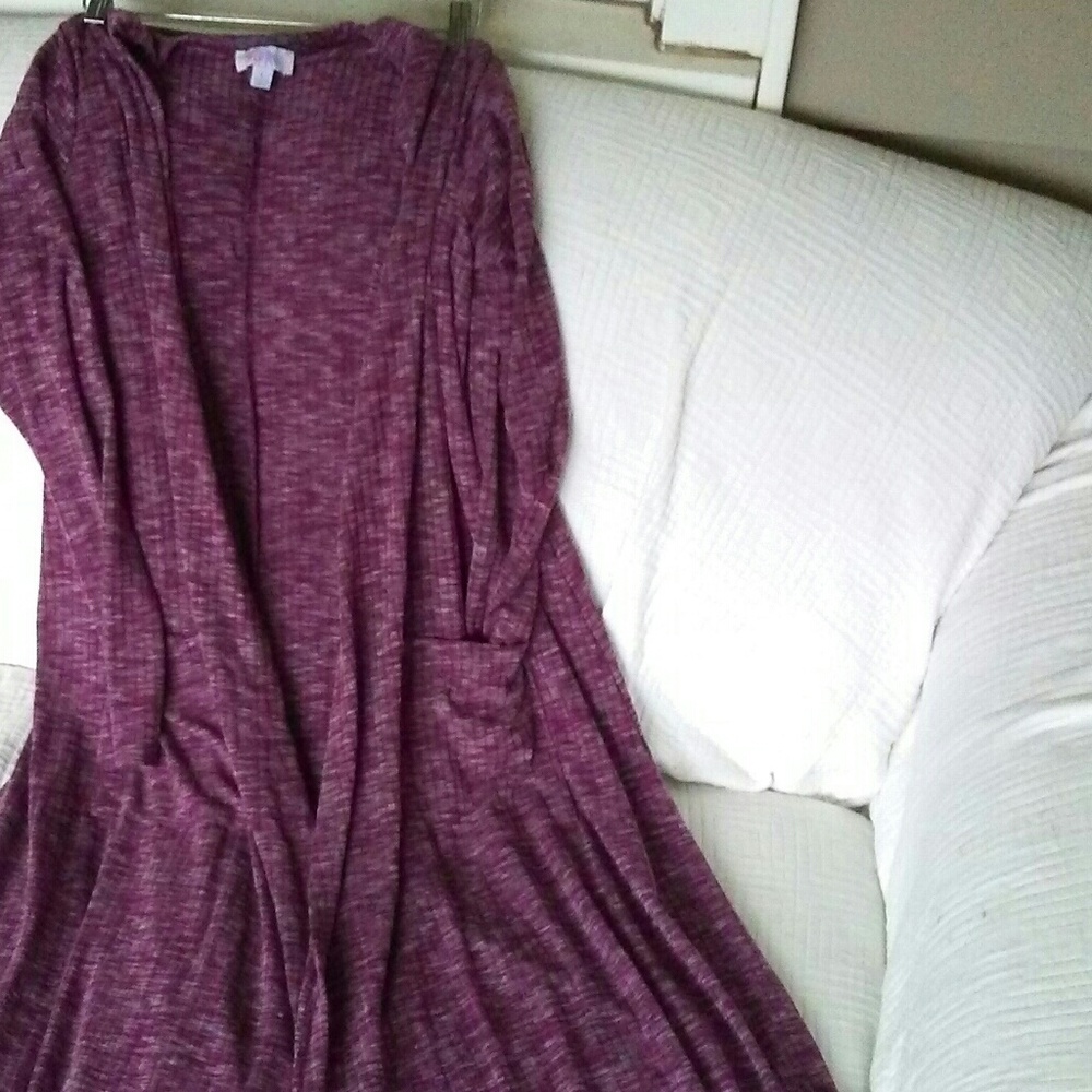 Long LulaRoe cardigan